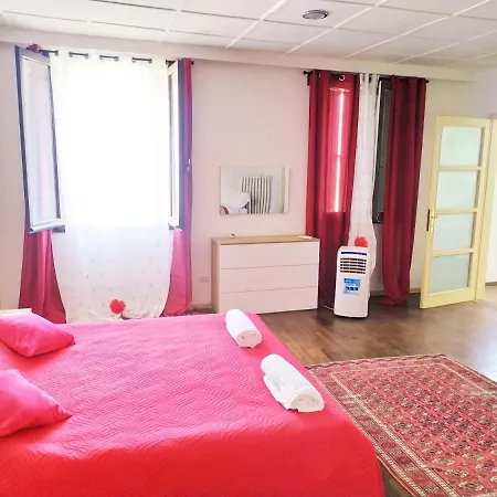 Zen Grand Canal Venedik