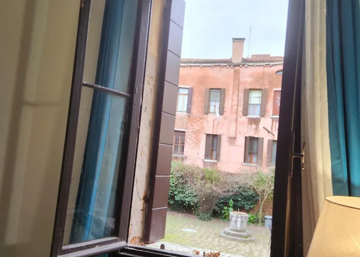 Zen , Grand Canal Séjour chez l'habitant *